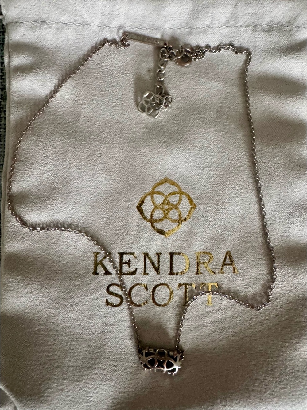 Kendra Scott Silver Filigree Pendant Necklace